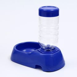 小型飲水機(jī) 現(xiàn)代生活的便捷飲水解決方案